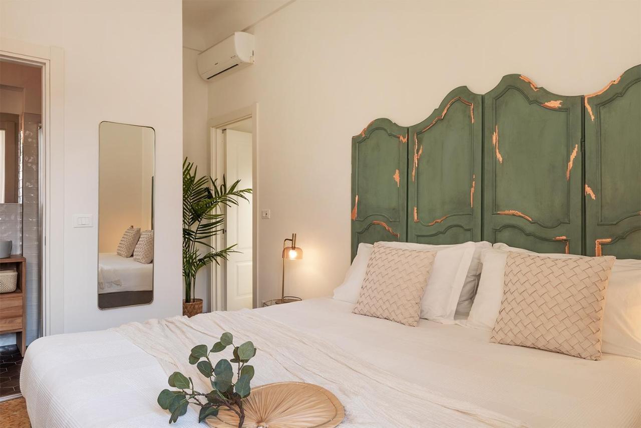 Ensemble Rooms Di Vayadu Alassio Ngoại thất bức ảnh