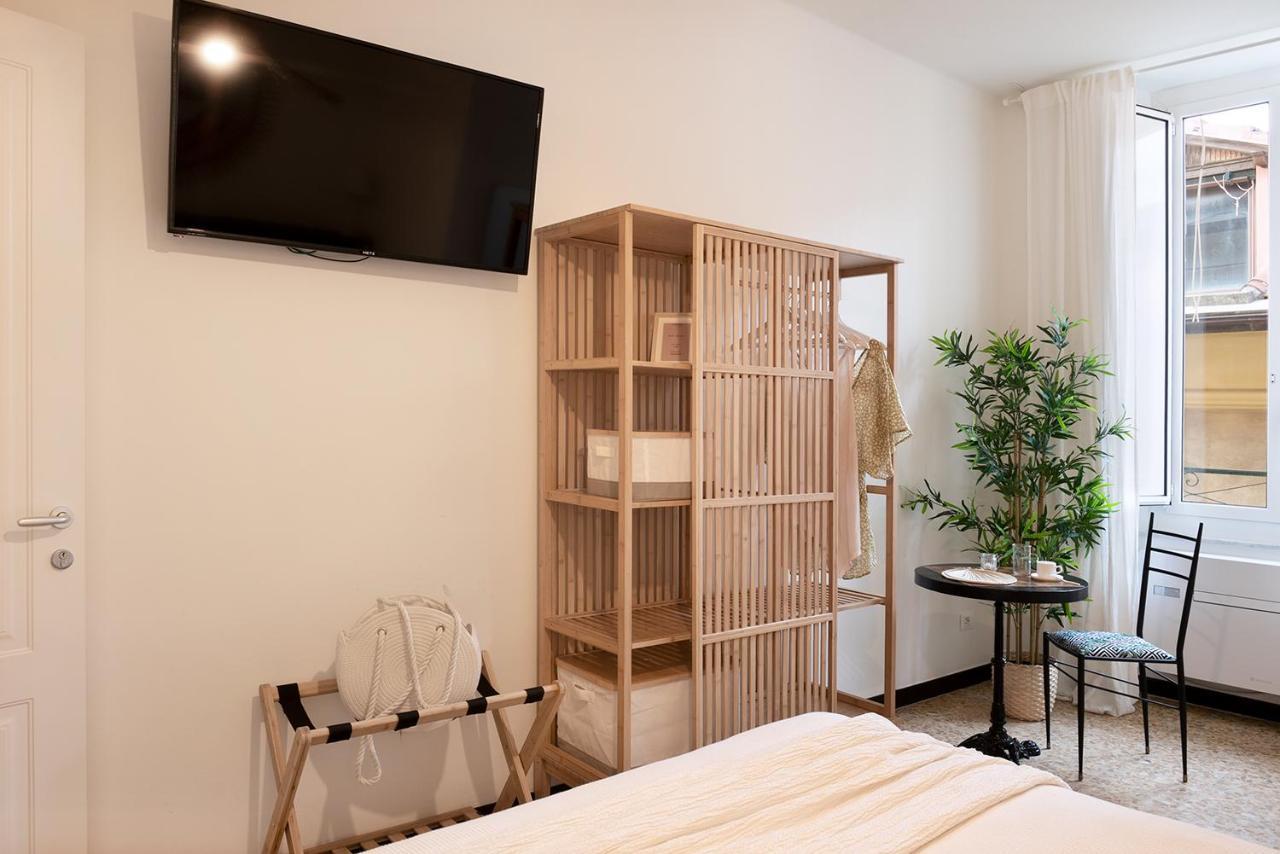 Ensemble Rooms Di Vayadu Alassio Ngoại thất bức ảnh