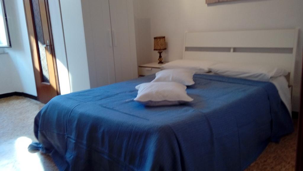 Ensemble Rooms Di Vayadu Alassio Ngoại thất bức ảnh