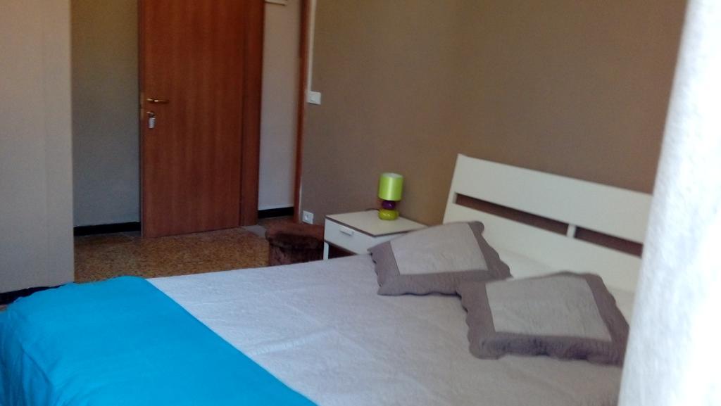 Ensemble Rooms Di Vayadu Alassio Ngoại thất bức ảnh